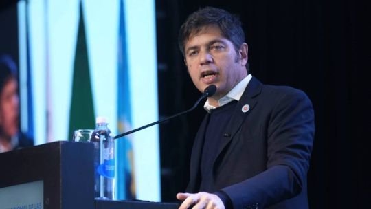 Kicillof acusó a Milei de “extorsionar” a las provincias para conseguir apoyo político