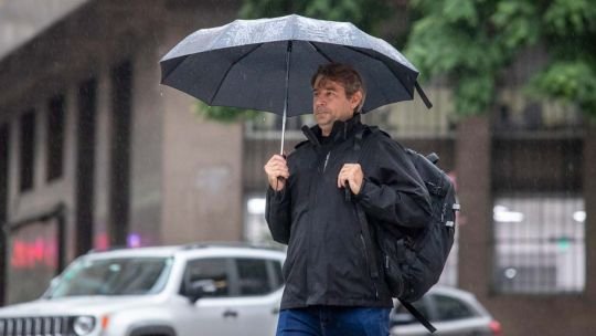 Alerta roja por tormentas en Buenos Aires: cuándo deja de llover