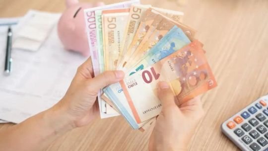 A cuánto cerró el euro blue hoy, lunes 3 de agosto
