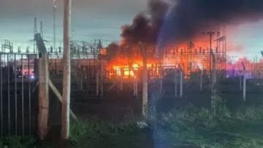 Incendio en una estación transformadora provocó un masivo apagón en La Plata, Tolosa y Gonnet