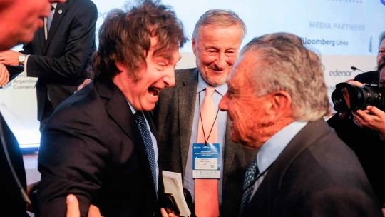 Aeropuertos: el “empleado fallado” debe tomar una decisión crucial sobre Eurnekian y sus negocios