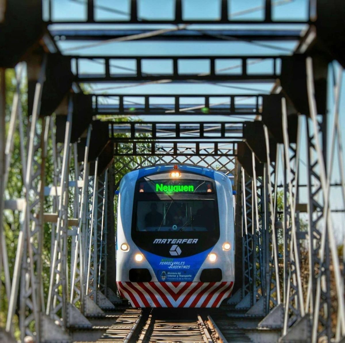 Río Negro acordó con Nación el traspaso del Tren del Valle