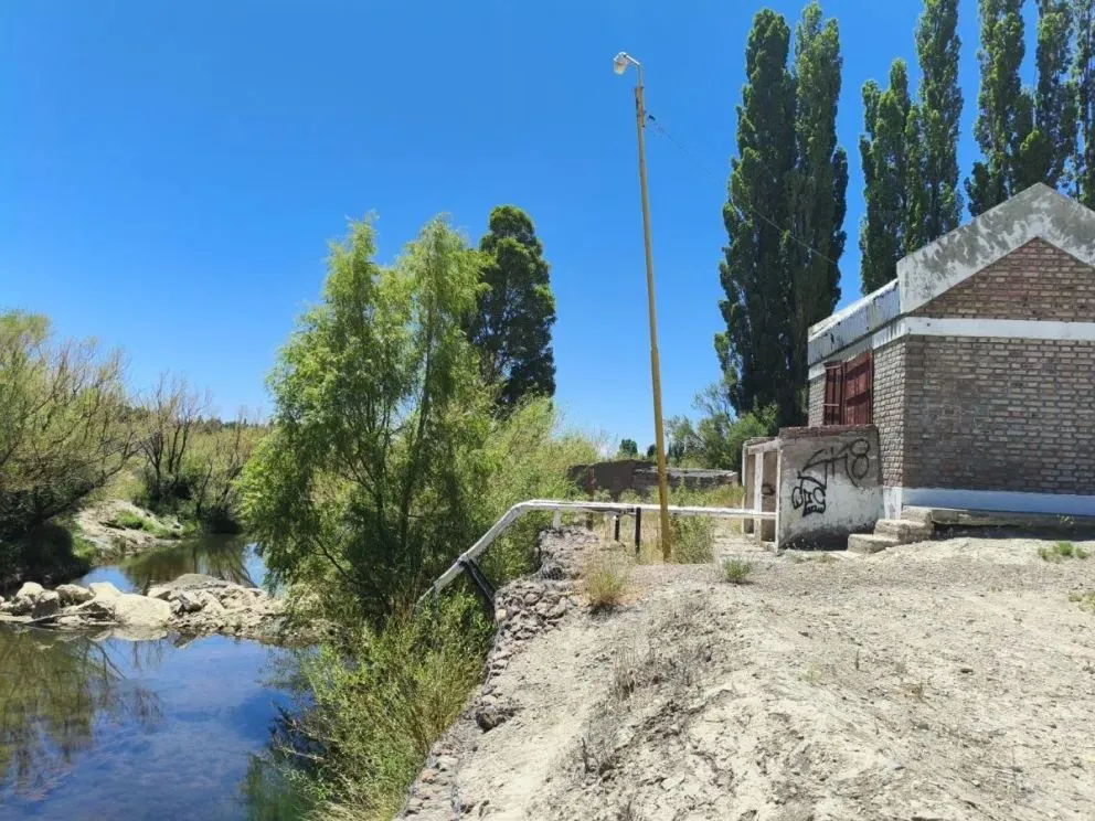 Neuquén eliminó captaciones ilegales y avanza con un plan para recuperar el arroyo Covunco