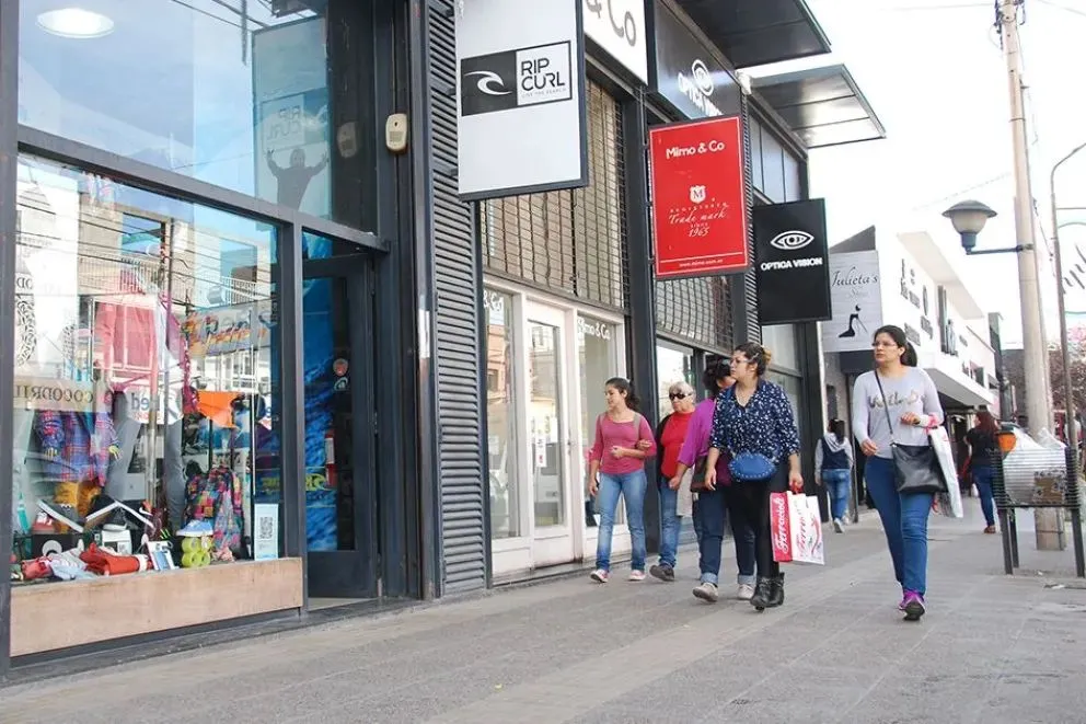 La Municipalidad de Neuquén profundiza la baja de impuestos con beneficios para vecinos, comercios e inversiones