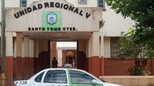 Apartaron a un sargento de la Policía de Corrientes tras intentar estrangular a su expareja