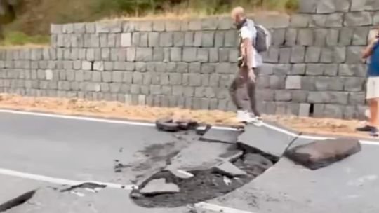 Un sismo de magnitud 3,9 sacudió las inmediaciones del volcán Etna en Sicilia