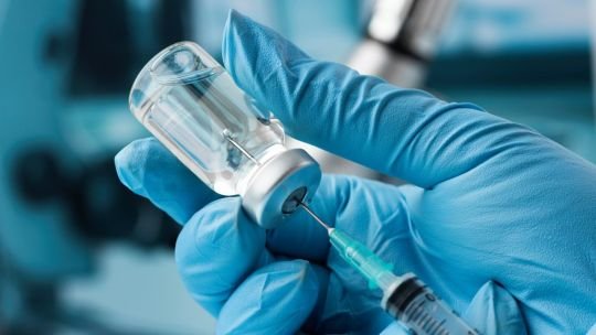 La embestida antivacunas de Donald Trump y Robert Kennedy Jr. contraviene a la ciencia