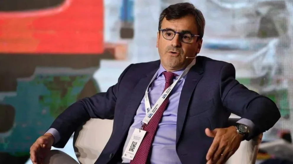 UIA a Caputo: ‘Un trader que no sabe lo que es un torno’ maneja la economía
