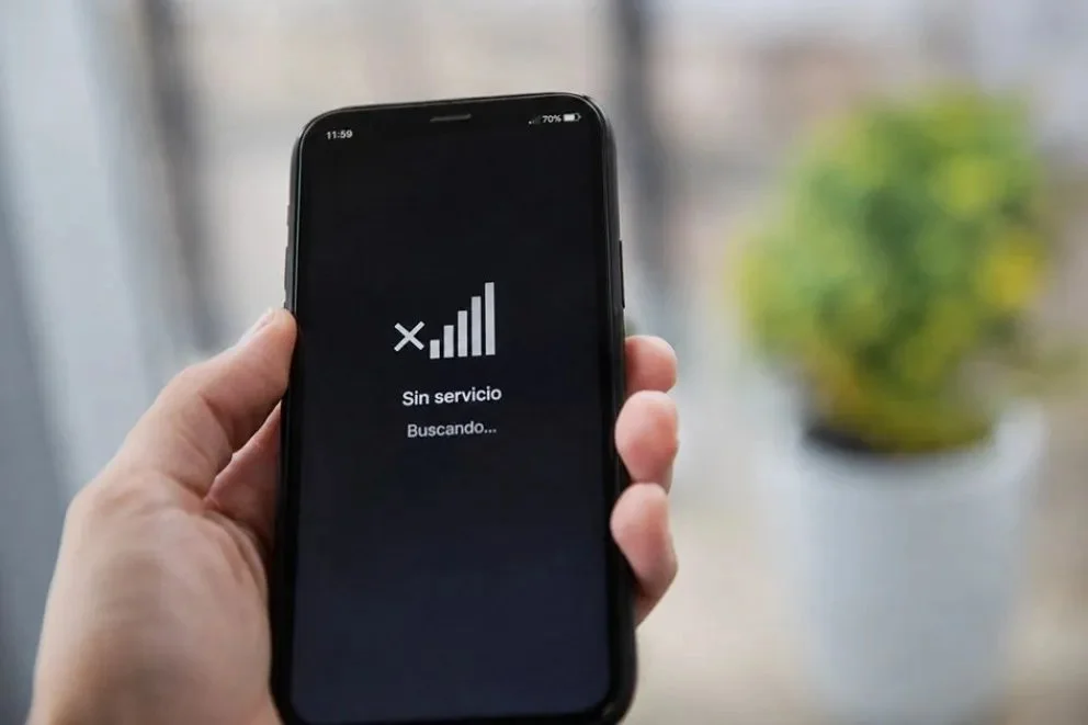 Dejaron sin servicio de telefonía a tres localidales neuquinas y recibieron una multa de 241 millones de pesos