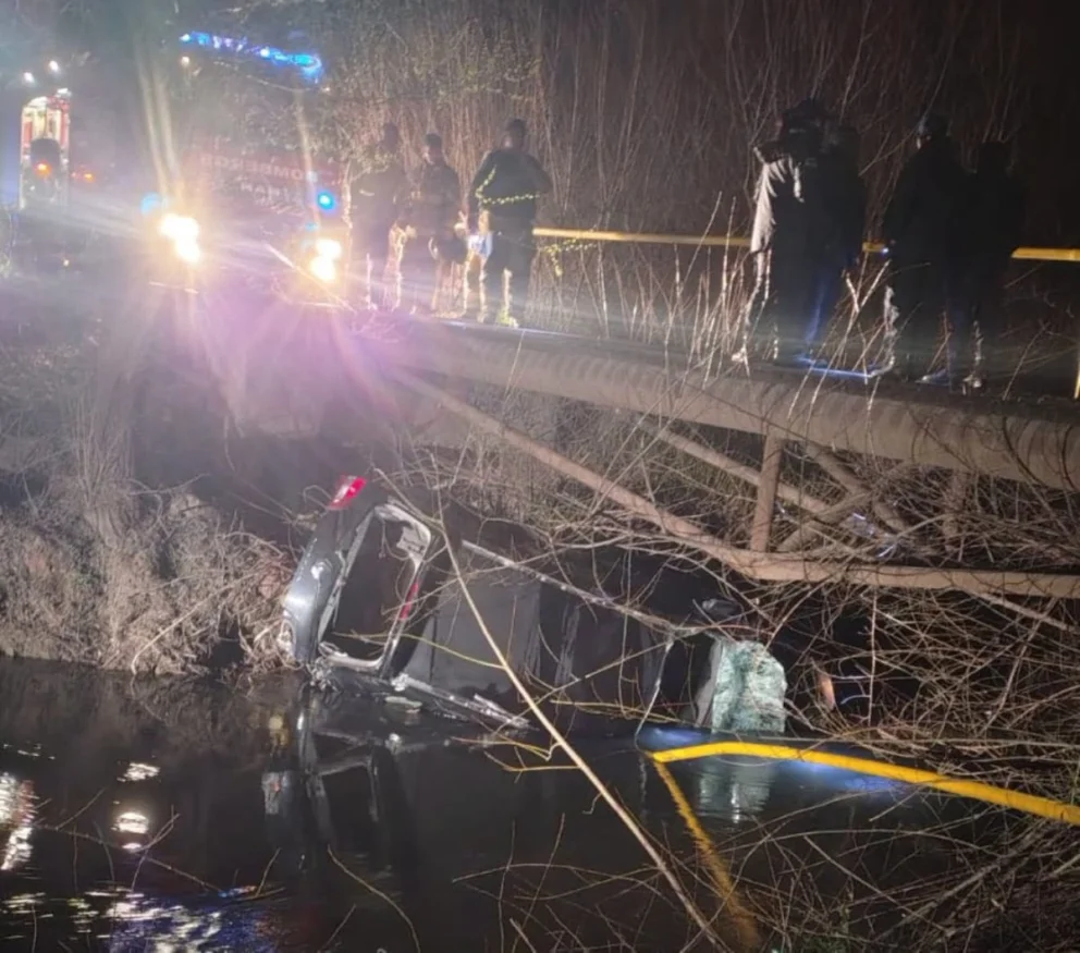 Intensa búsqueda de un niño de 4 años en un canal de Fernández Oro