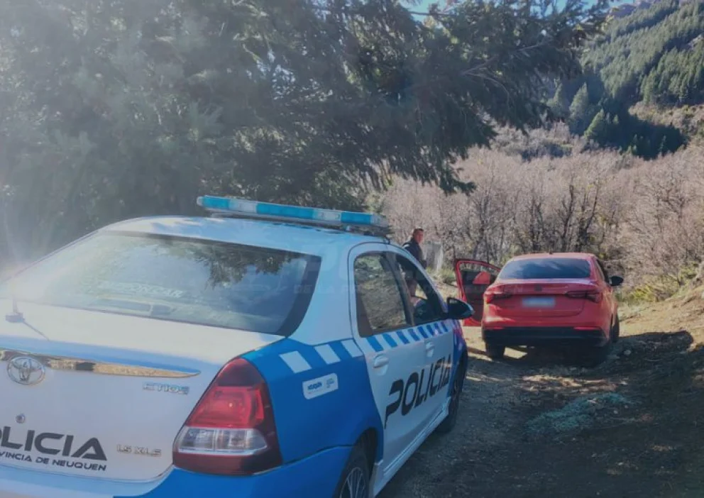 Secuestraron un auto y demoraron a dos hombres tras un presunto robo en Chapelco