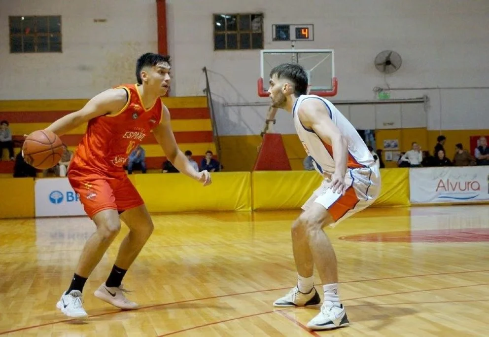 Noche de clásicos y jerarquía: el Pre Federal de básquet arranca con una fecha para el infarto en la región