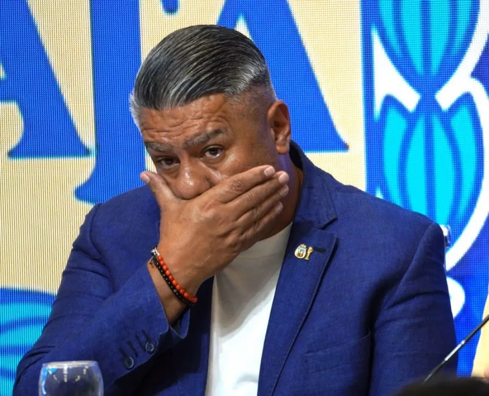 Ordenan medidas de prueba contra Chiqui Tapia por su patrimonio