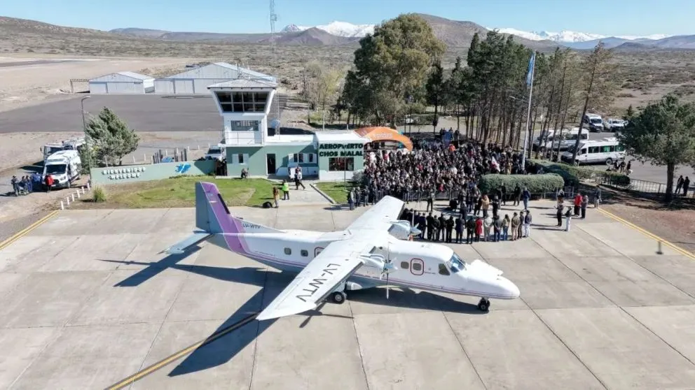 Chos Malal vuelve a tener conexión aérea directa con Neuquén