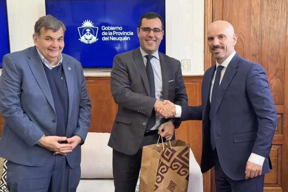 Neuquén avanza para tener un consulado itinerante de España y facilitar trámites