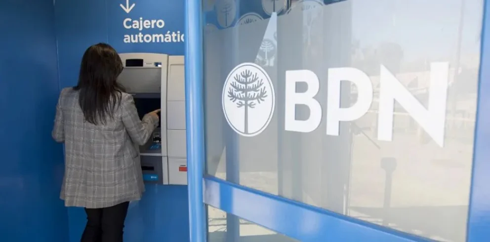 Bono para estatales de Neuquén: cuánto cobran este viernes y quiénes reciben Ropa de Trabajo