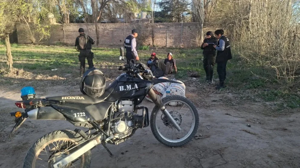 Cipolletti: tres detenidos tras un robo detectado por las cámaras de seguridad