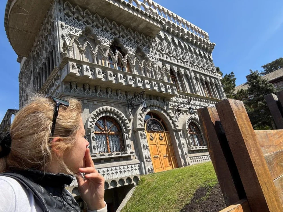 El palacio que su dueño construye desde hace 20 años en Pinamar