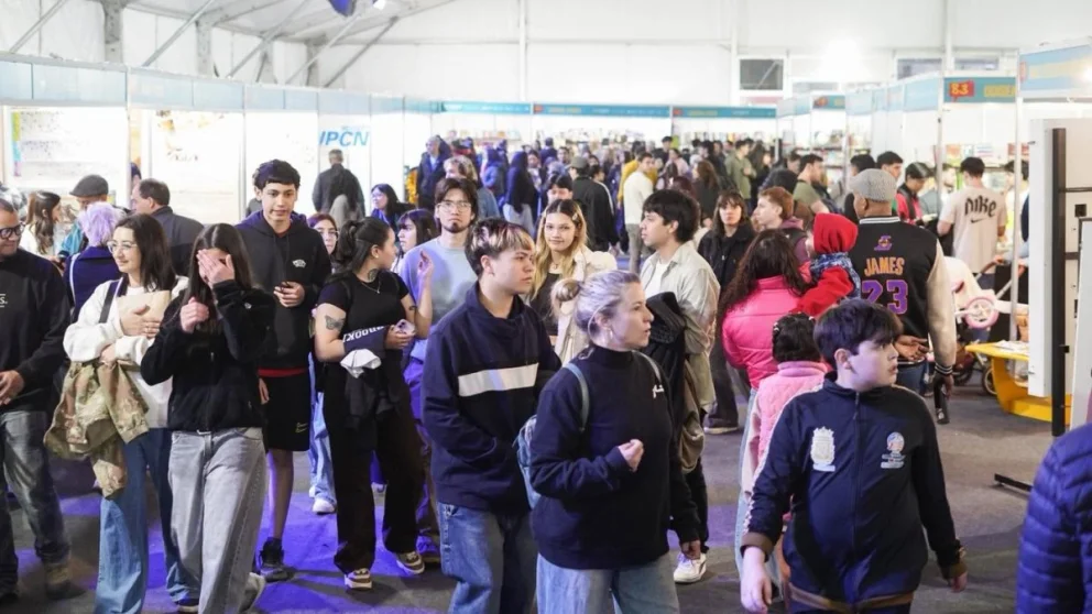 Neuquén cerró una edición histórica de la Feria del Libro con 270.000 visitantes