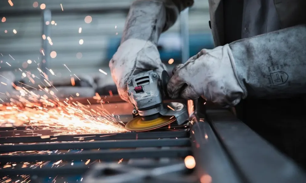 La actividad metalúrgica cayó 6,1% en agosto y tocó un nuevo piso