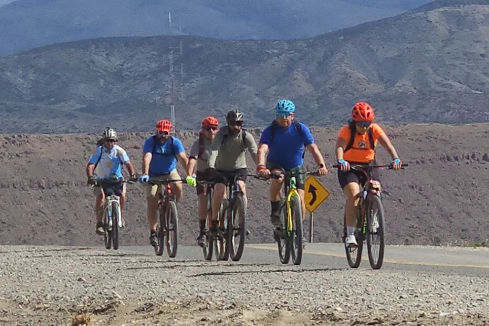 Formación en terreno para fortalecer la oferta de Mountain Bike en el Alto Neuquén