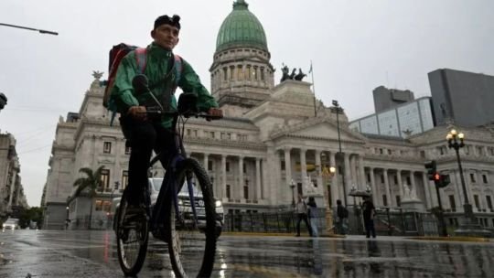 No es la inflación: el trabajo que se degrada explica la nueva suba de la pobreza