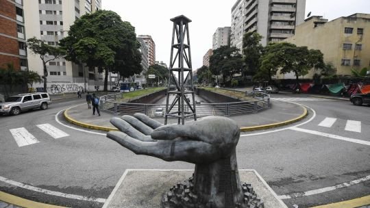 Chevron anunció que financiará la expansión en Venezuela con su propio petróleo
