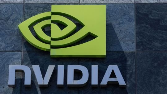 Nvidia adquirirá plataforma de IA Hugging Face por US.000 millones