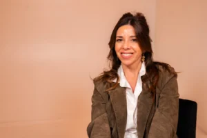 Marcia Frisciotti, la mujer detrás de Pochi de Gossipeame, habla de su vida antes de la tele, la amistad rota con Wanda Nara y su época de soltería: “Yo era bravísima, pero nunca salí con un famoso, no les debo gustar”