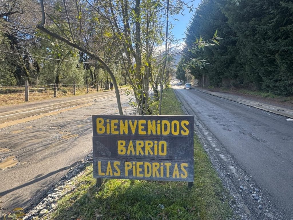 Las Piedritas avanza: el esperado asfalto para el bienestar de la comuna