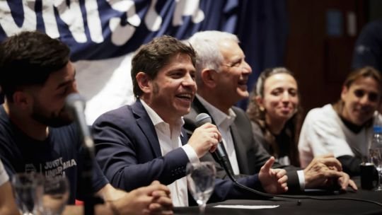 Kicillof, duro contra Milei: “Mientras él ataca a las cooperativas, nosotros las defendemos”