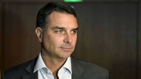 RDC: la campaña de Flavio Bolsonaro teme nuevas decisiones de Trump antes de las elecciones