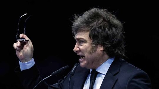Con la ley de Defensa de la Soberanía el presidente Milei pretende crear el delito a la opinión
