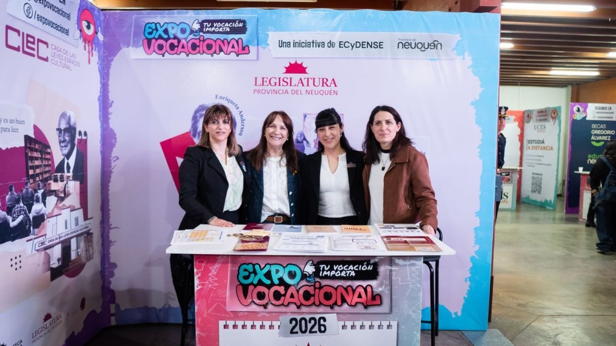 Expo Vocacional 2026: jóvenes y autoridades visitaron el stand de la Legislatura