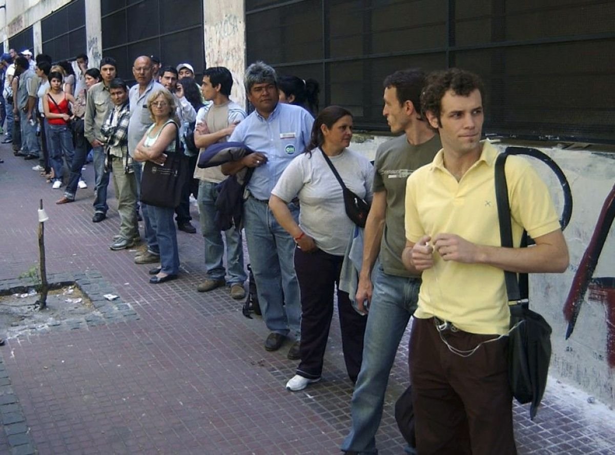 El desempleo alcanzó su nivel más alto desde 2021