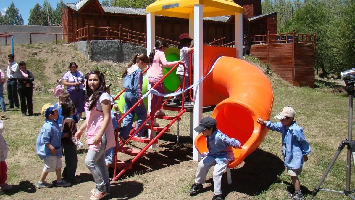 Neuquén, entre las provincias que más cuidan a sus niños