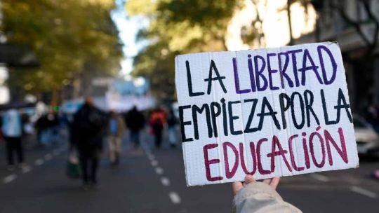 Universidades: los gremios ratificaron los paros rotativos y la nueva ‘marcha federal’ en octubre