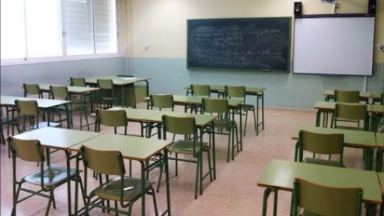 Por qué abrir una escuela si nacen menos chicos