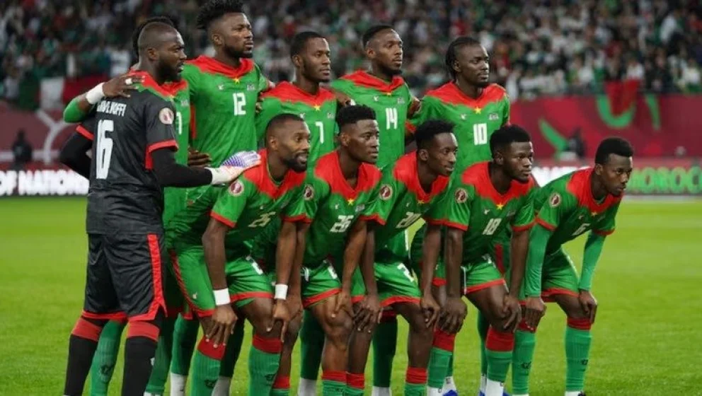 Escándalo con el rival de la Selección: por qué Burkina Faso no abordó el avión a la Argentina
