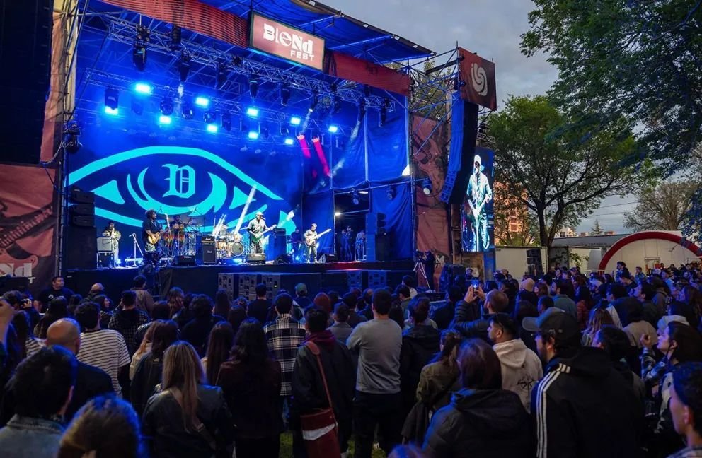 Más de 2 mil disfrutaron del festival “Blend Fest” en el Parque Central