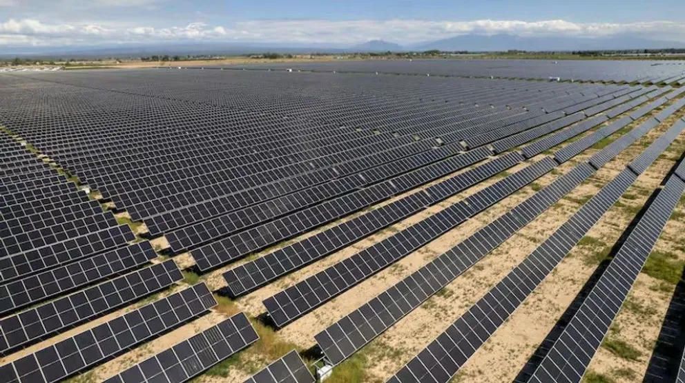 Genneia inauguró en San Juan el parque solar más grande de la provincia con una inversión de US$ 110 millones