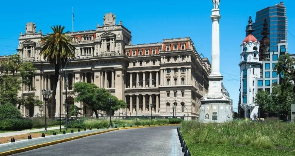Ley de Tierras: la Corte Suprema se reúne este viernes y podría restablecer los límites a compradores extranjeros