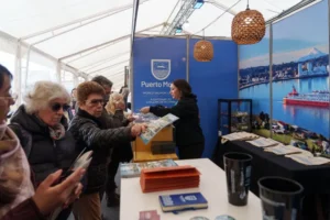 VIDEO| 60 kilos de salmón de exportación para degustar: el histórico desembarco de Puerto Montt en Bariloche a la Carta