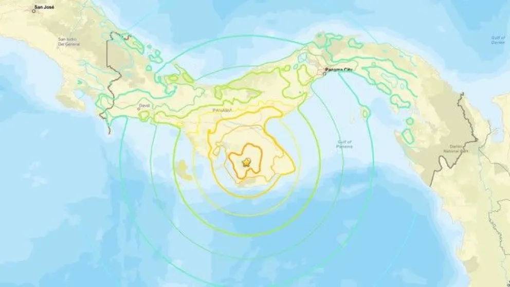 Un potente sismo sacudió Panamá y activó alertas por tsunami en el Pacífico