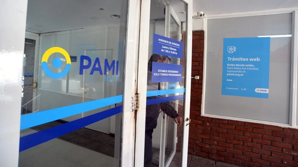 “Nos quieren conformar con caramelos”: la fuerte denuncia de los médicos en medio de la crisis de PAMI