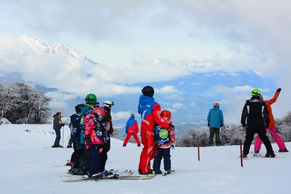 Cerro Perito Moreno cerró la temporada de invierno con más visitantes y una nueva telesilla