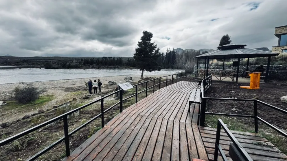 Dina Huapi apuesta al verano y busca consolidarse como destino turístico propio