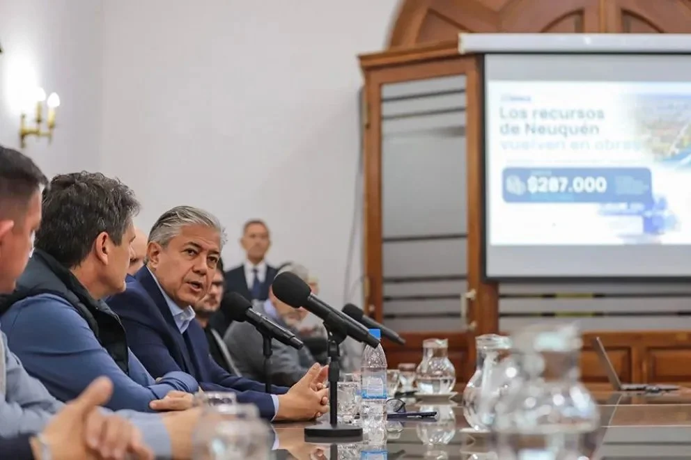 Neuquén presentó un plan de 7.000 millones para ampliar el agua y las cloacas