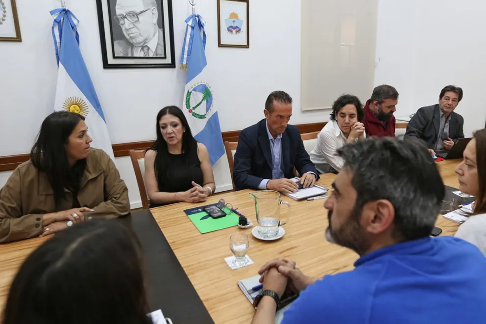 Provincia realizó una propuesta salarial al gremio ATEN
