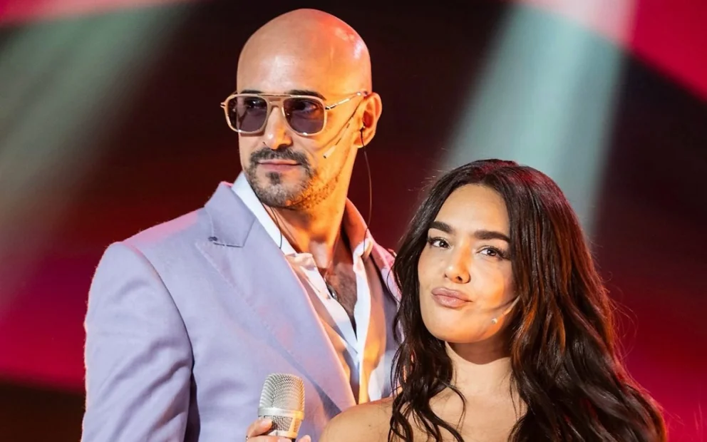 Abel Pintos desconcertó a Ángela Leiva con una candente propuesta en Es Mi Sueño: “¿Cómo decirte que no?” Abel Pintos desconcertó a Ángela Leiva con una candente propuesta en Es Mi Sueño: “¿Cómo decirte que no?”